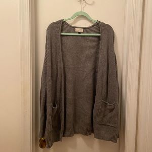 Grey slouchy cardigan knit Large